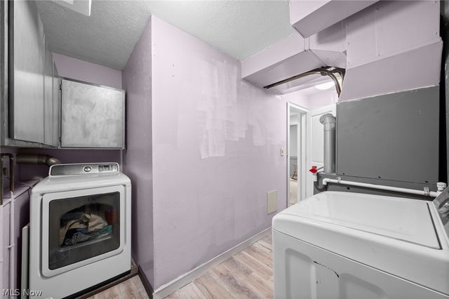 932 Aintree Park Drive, Mayfield Village, OH 44143