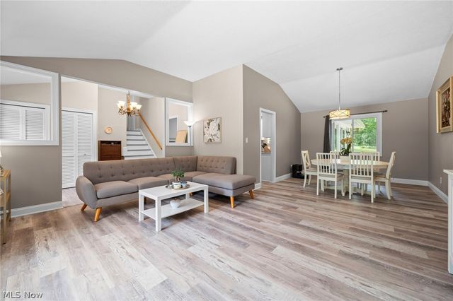 932 Aintree Park Drive, Mayfield Village, OH 44143
