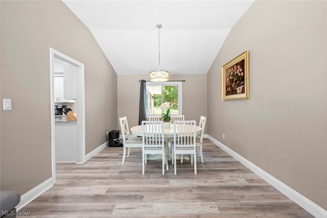 932 Aintree Park Drive, Mayfield Village, OH 44143