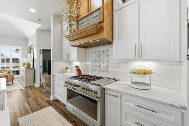 7100 Granville Drive, Mansfield, TX 76063