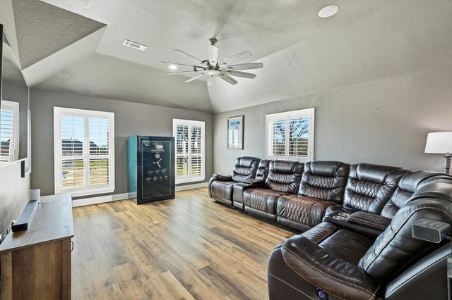 7100 Granville Drive, Mansfield, TX 76063