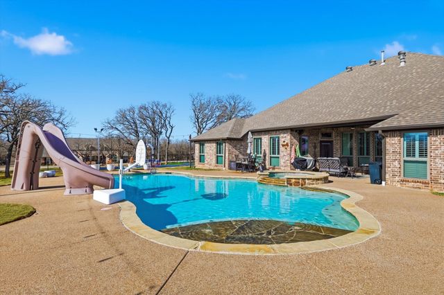 7100 Granville Drive, Mansfield, TX 76063