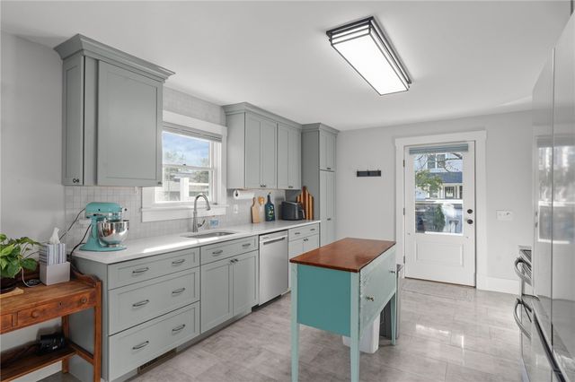 104 Howland Avenue, Jamestown, RI 02835