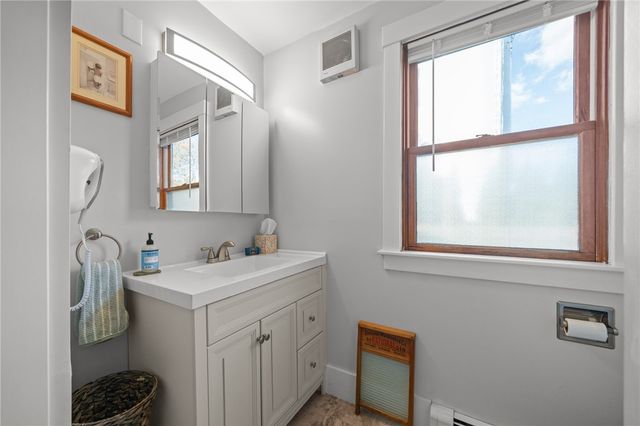 104 Howland Avenue, Jamestown, RI 02835