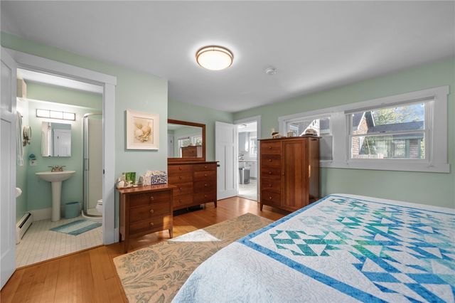 104 Howland Avenue, Jamestown, RI 02835