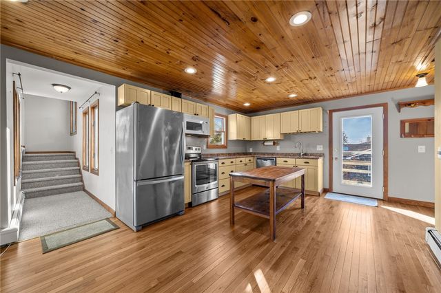 104 Howland Avenue, Jamestown, RI 02835