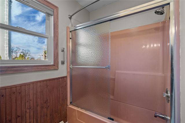 104 Howland Avenue, Jamestown, RI 02835