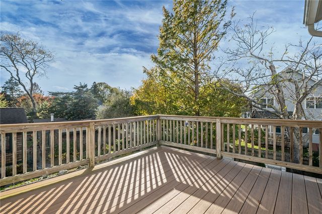 104 Howland Avenue, Jamestown, RI 02835