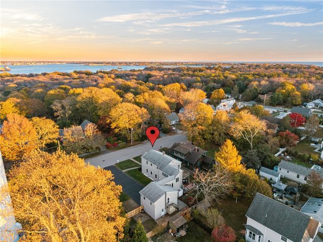 104 Howland Avenue, Jamestown, RI 02835