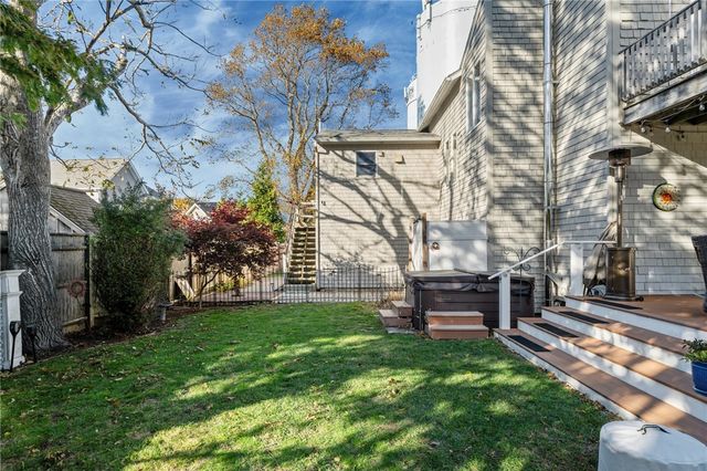 104 Howland Avenue, Jamestown, RI 02835