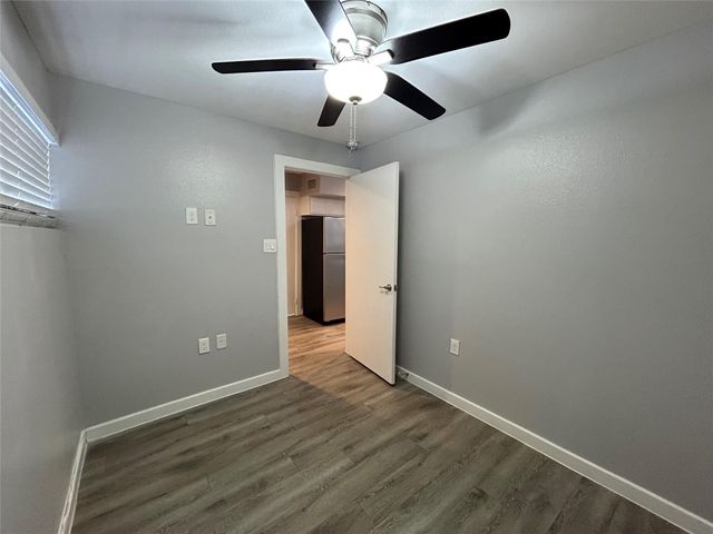 2807 Beauchamp Street 14, Houston, TX 77009