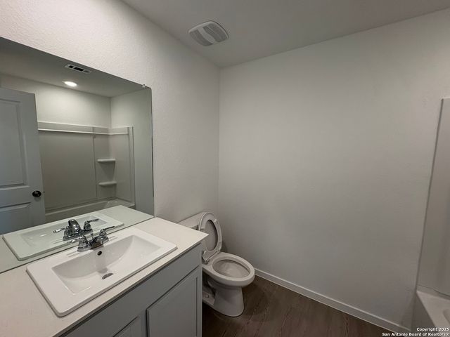 1515 Silver Creek, New Braunfels, TX 78130
