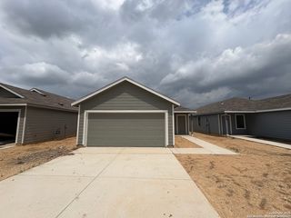 1515 Silver Creek, New Braunfels, TX 78130