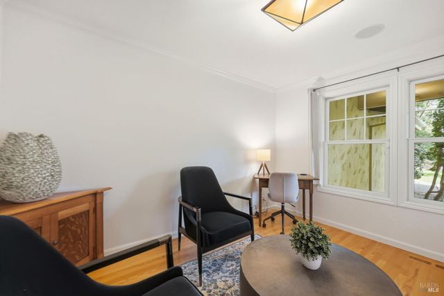 857 Wildwood Trl, Santa Rosa, CA 95409