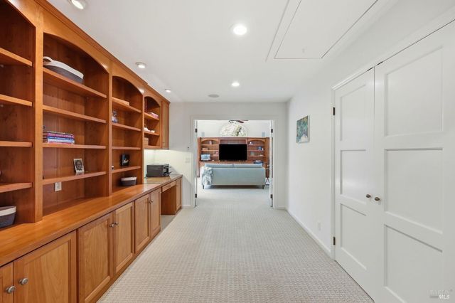 857 Wildwood Trl, Santa Rosa, CA 95409