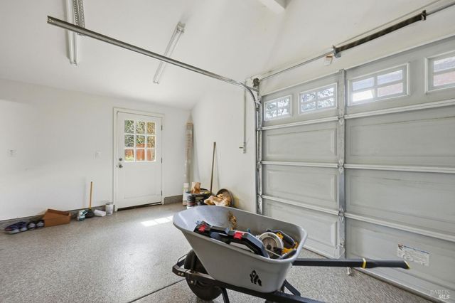 857 Wildwood Trl, Santa Rosa, CA 95409