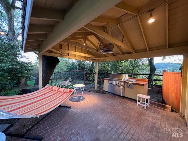 857 Wildwood Trl, Santa Rosa, CA 95409