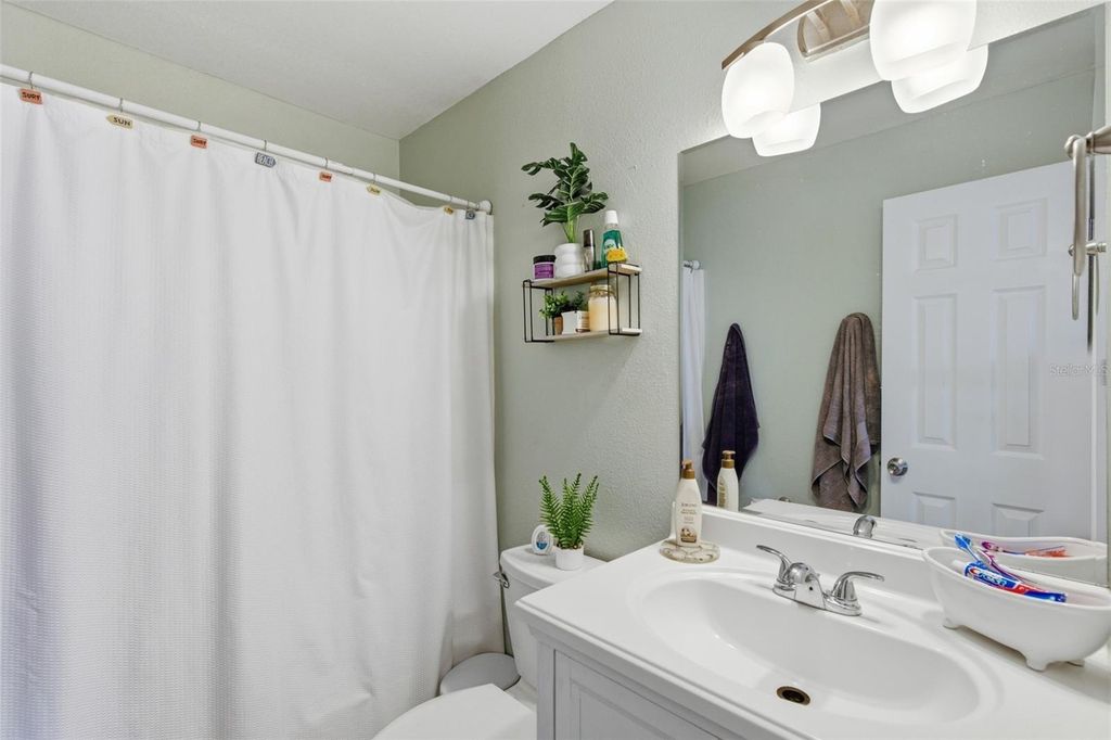 Image 13 of property listing at 3706 NW 1ST TERRACE, Cape Coral, FL 33993