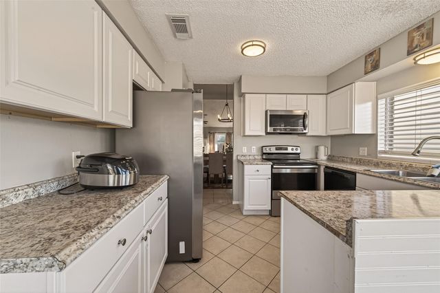 12115 Kemerton Drive, Houston, TX 77099