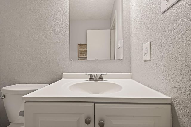 12115 Kemerton Drive, Houston, TX 77099