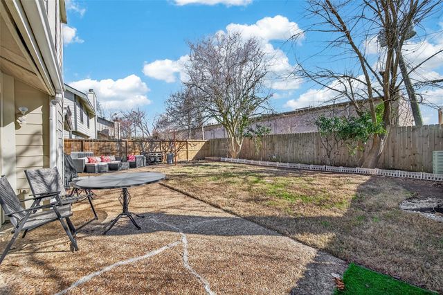 12115 Kemerton Drive, Houston, TX 77099