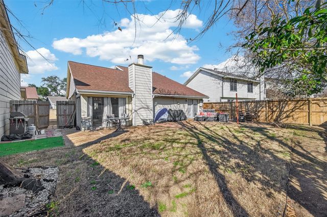 12115 Kemerton Drive, Houston, TX 77099