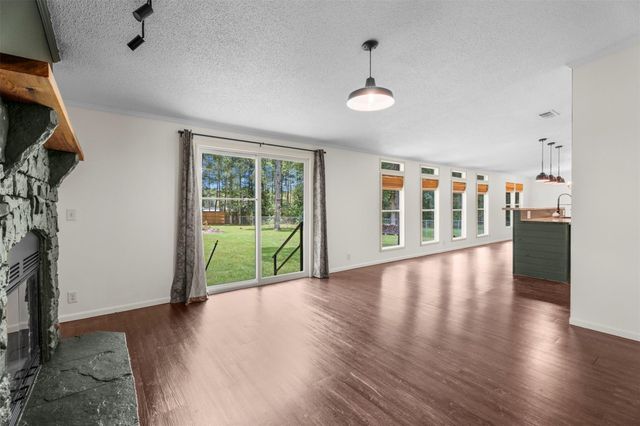 15995 Stoltje Drive, Conroe, TX 77306