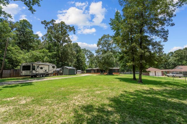 15995 Stoltje Drive, Conroe, TX 77306