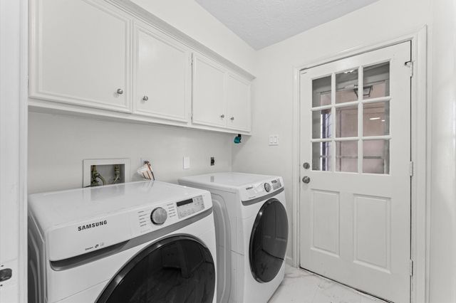 110 Shadow Wood Drive, Sugar Land, TX 77498