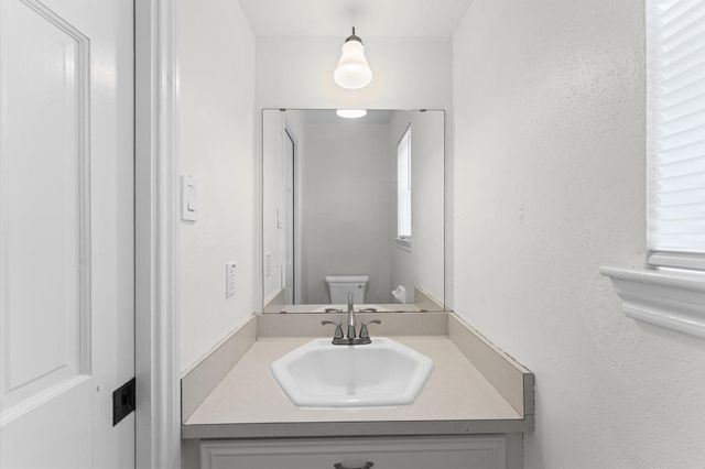 110 Shadow Wood Drive, Sugar Land, TX 77498