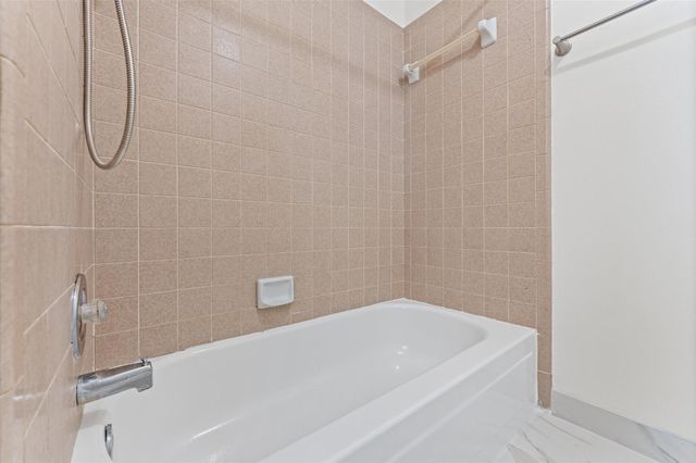 110 Shadow Wood Drive, Sugar Land, TX 77498