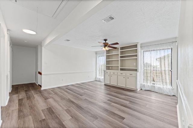 110 Shadow Wood Drive, Sugar Land, TX 77498