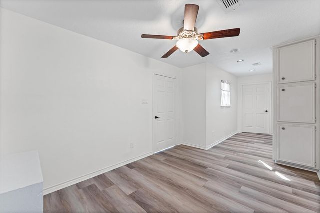 110 Shadow Wood Drive, Sugar Land, TX 77498