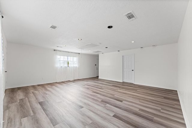 110 Shadow Wood Drive, Sugar Land, TX 77498