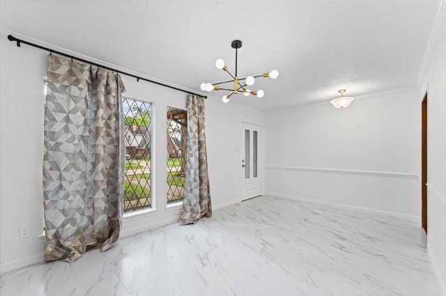 110 Shadow Wood Drive, Sugar Land, TX 77498