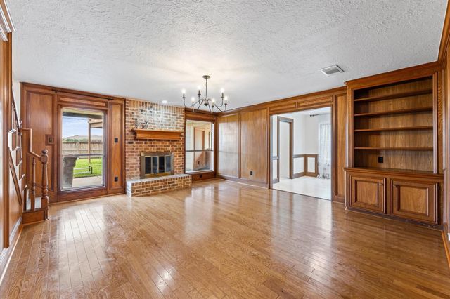 110 Shadow Wood Drive, Sugar Land, TX 77498