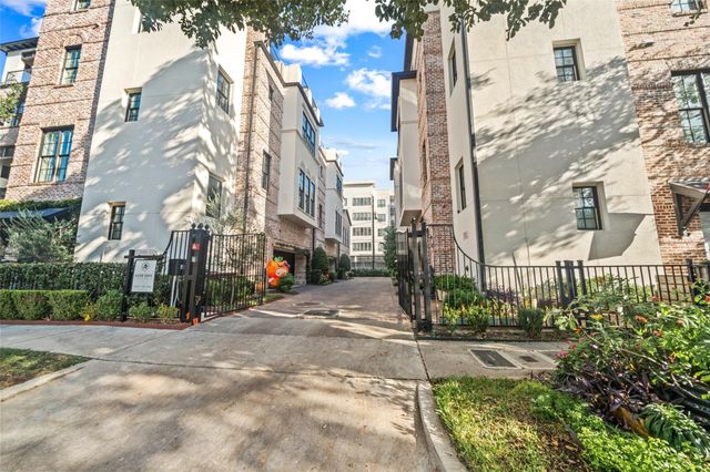 1306 Castle Court A, Houston, TX 77006