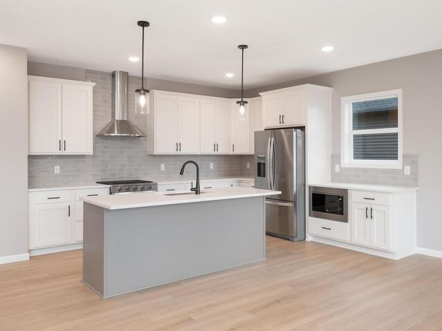 5408 176th Street W, Lakeville, MN 55044