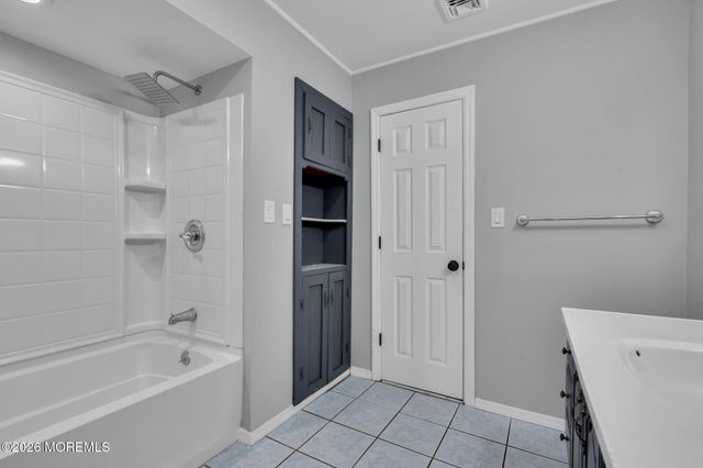 109 Laurel Boulevard, Lanoka Harbor, NJ 08734