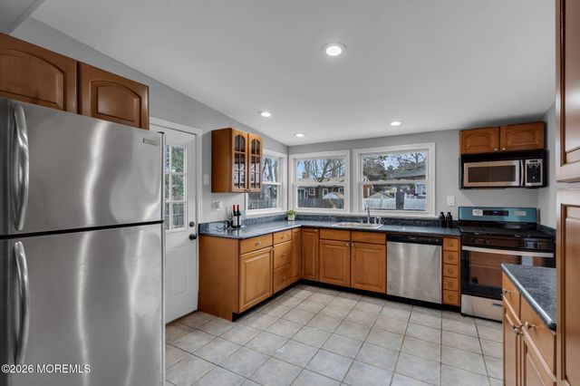 109 Laurel Boulevard, Lanoka Harbor, NJ 08734