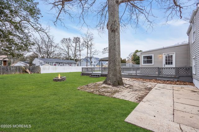 109 Laurel Boulevard, Lanoka Harbor, NJ 08734