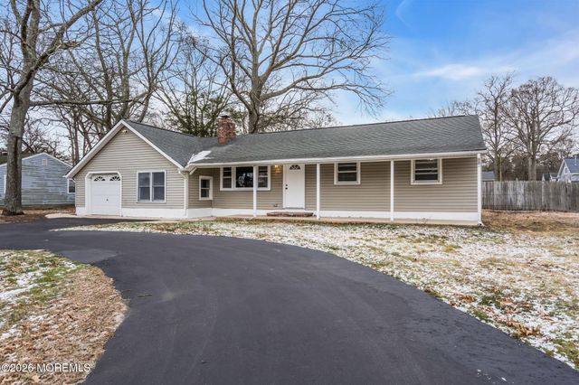 109 Laurel Boulevard, Lanoka Harbor, NJ 08734