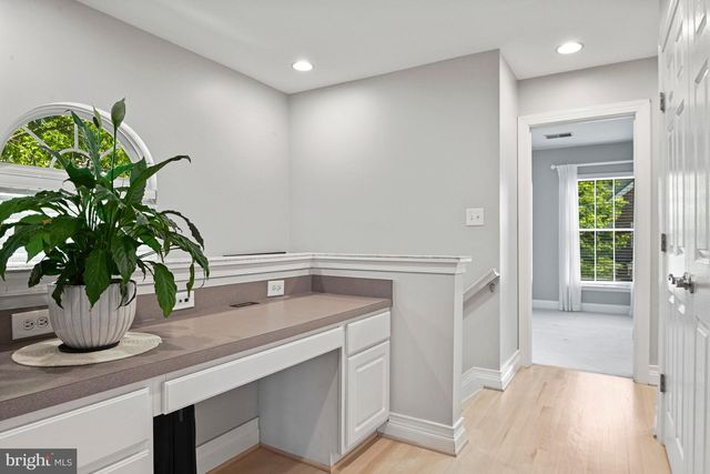 2966 LISMORE LN, Fairfax, VA 22031