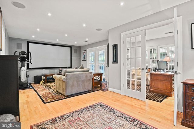 2966 LISMORE LN, Fairfax, VA 22031