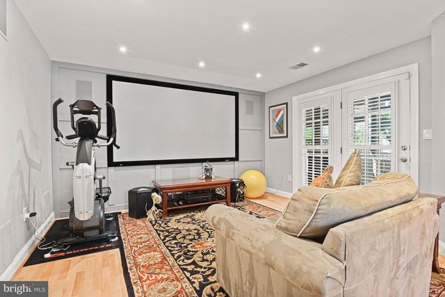 2966 LISMORE LN, Fairfax, VA 22031