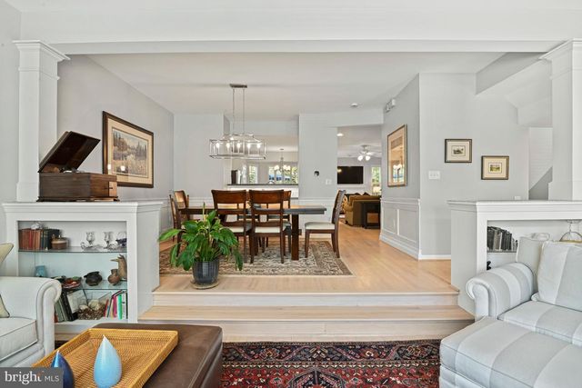 2966 LISMORE LN, Fairfax, VA 22031
