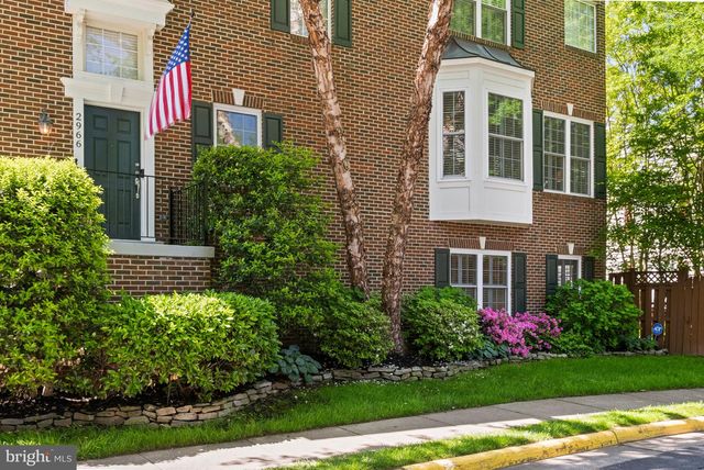 2966 LISMORE LN, Fairfax, VA 22031