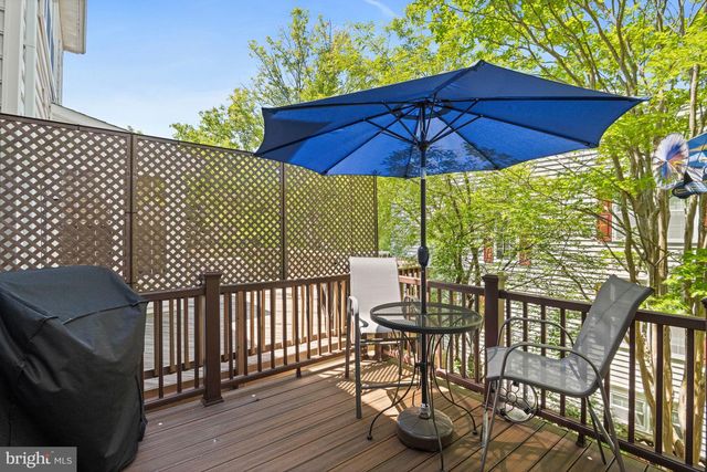 2966 LISMORE LN, Fairfax, VA 22031