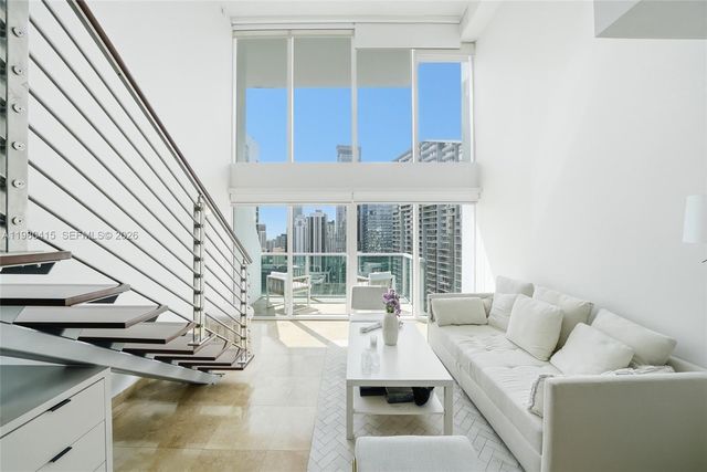 41 SE 5th St 2104, Miami, FL 33131