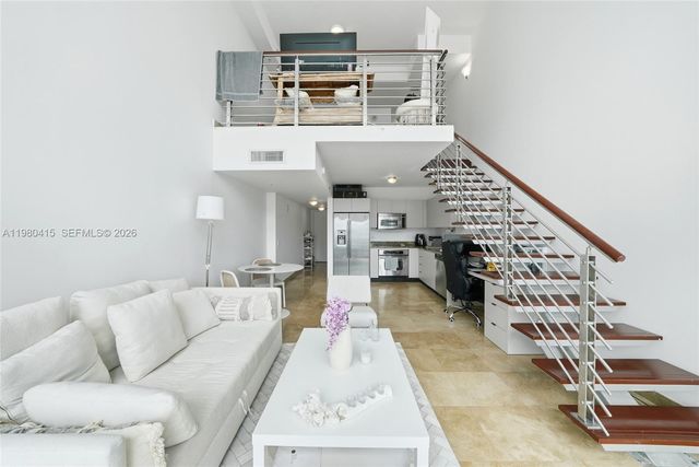 41 SE 5th St 2104, Miami, FL 33131